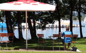 機能とデザインを兼ね備えたおすすめガーデンパラソル10選