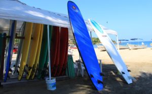 サーフボードのロングボードとは？選び方とおすすめ7選