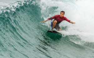 サーフィンを快適に楽しむなら、このインナーを着るべし！おすすめ7選